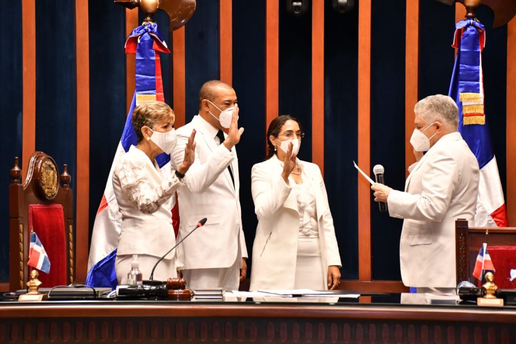 El Senado Instala Bufete Directivo Y Deja Abierta La Segunda ...